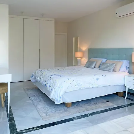 Fantastico Piso A 2 Minutos Andando De La Playa * マルベーリャ